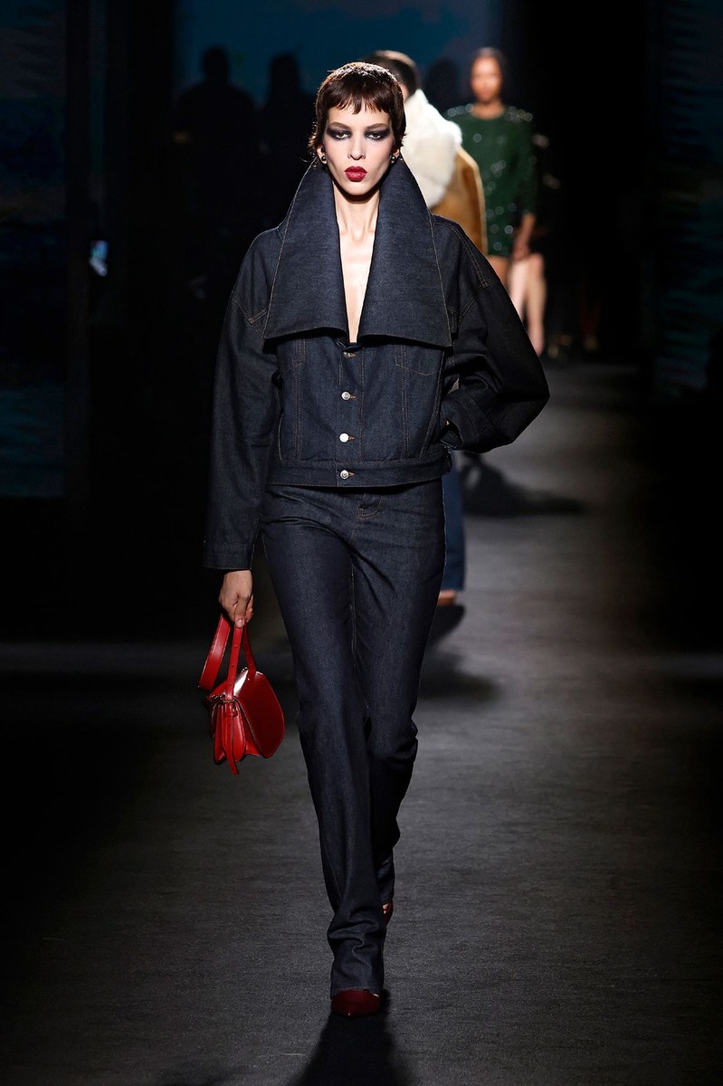 Look 52