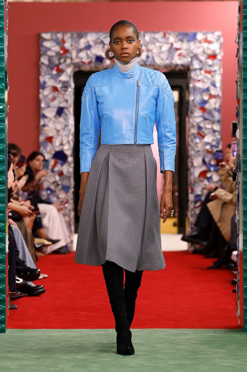 Look 2