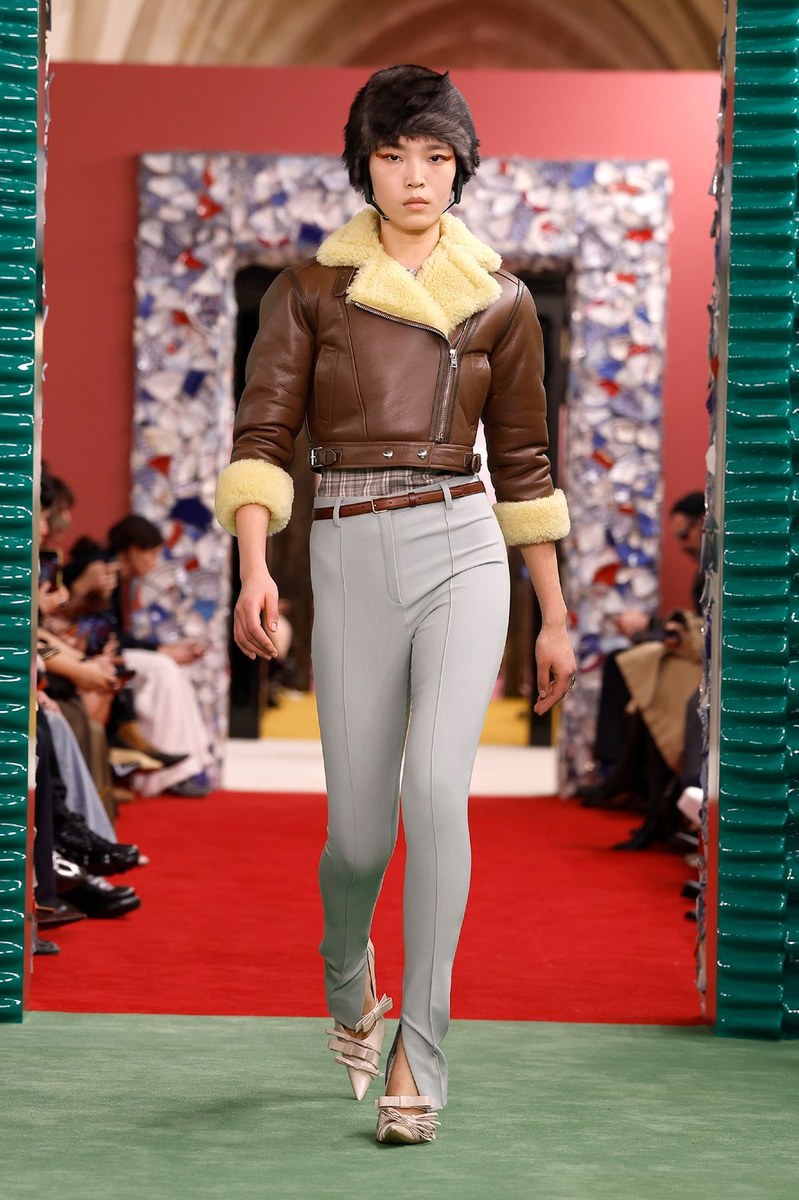 Look 8
