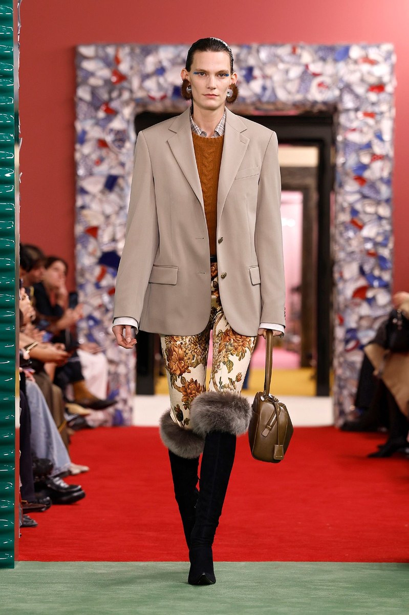 Look 34