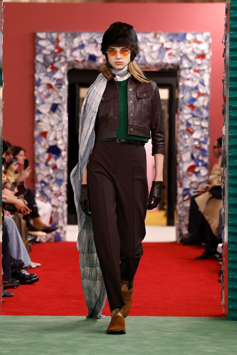 Look 43