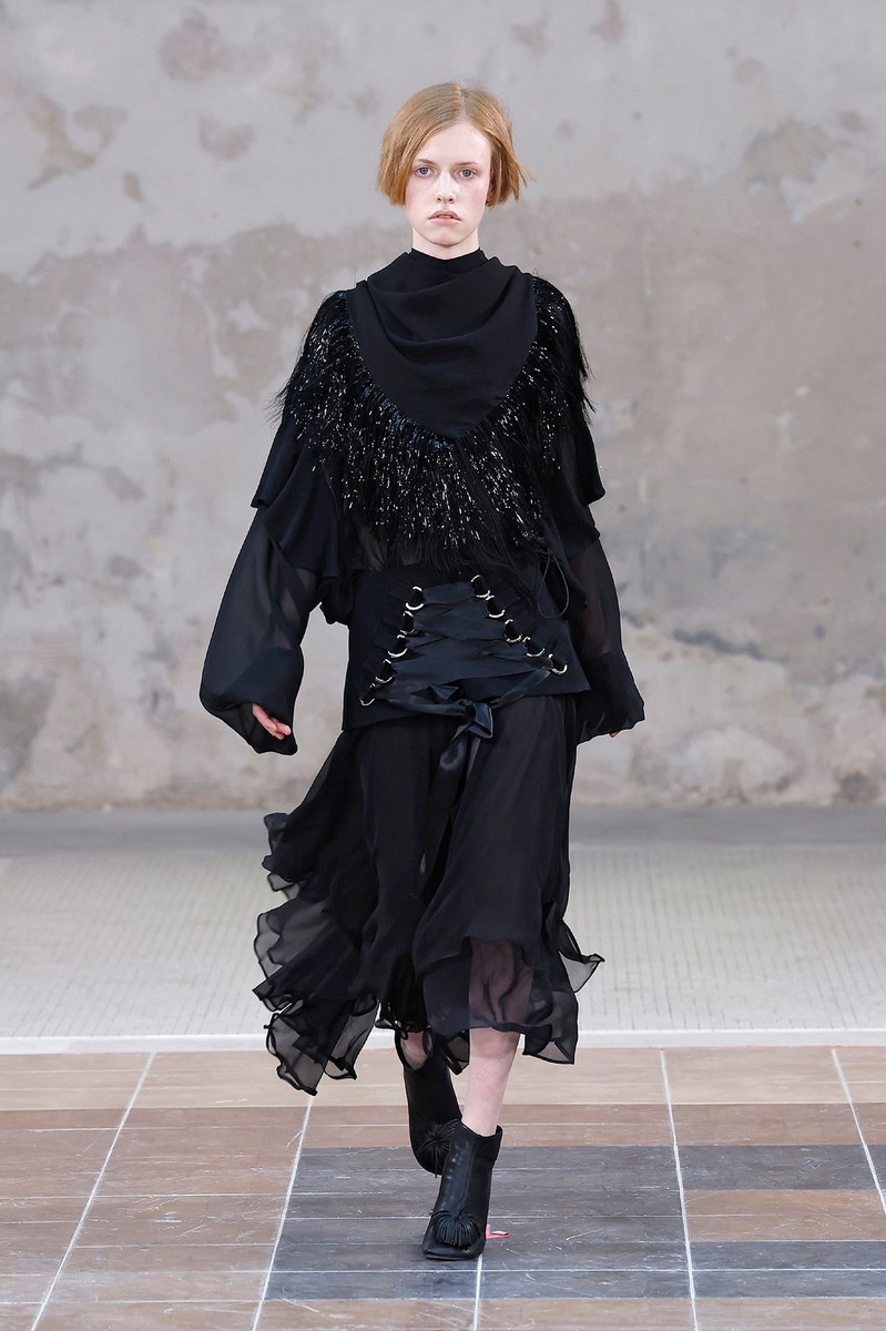 Look 11