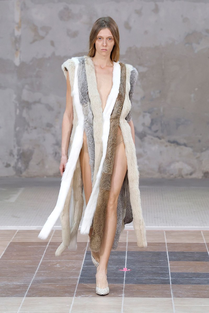 Look 17