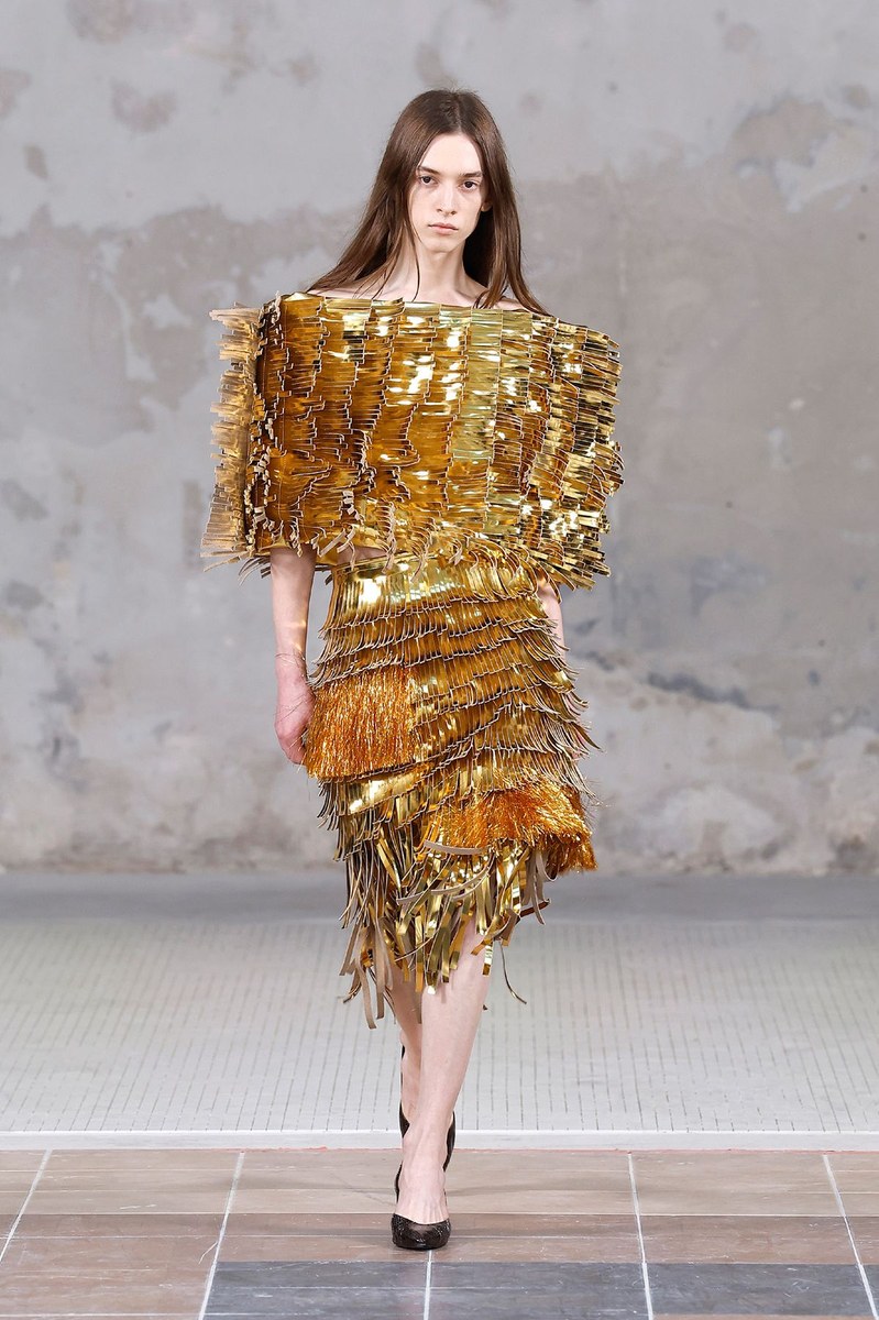 Look 19