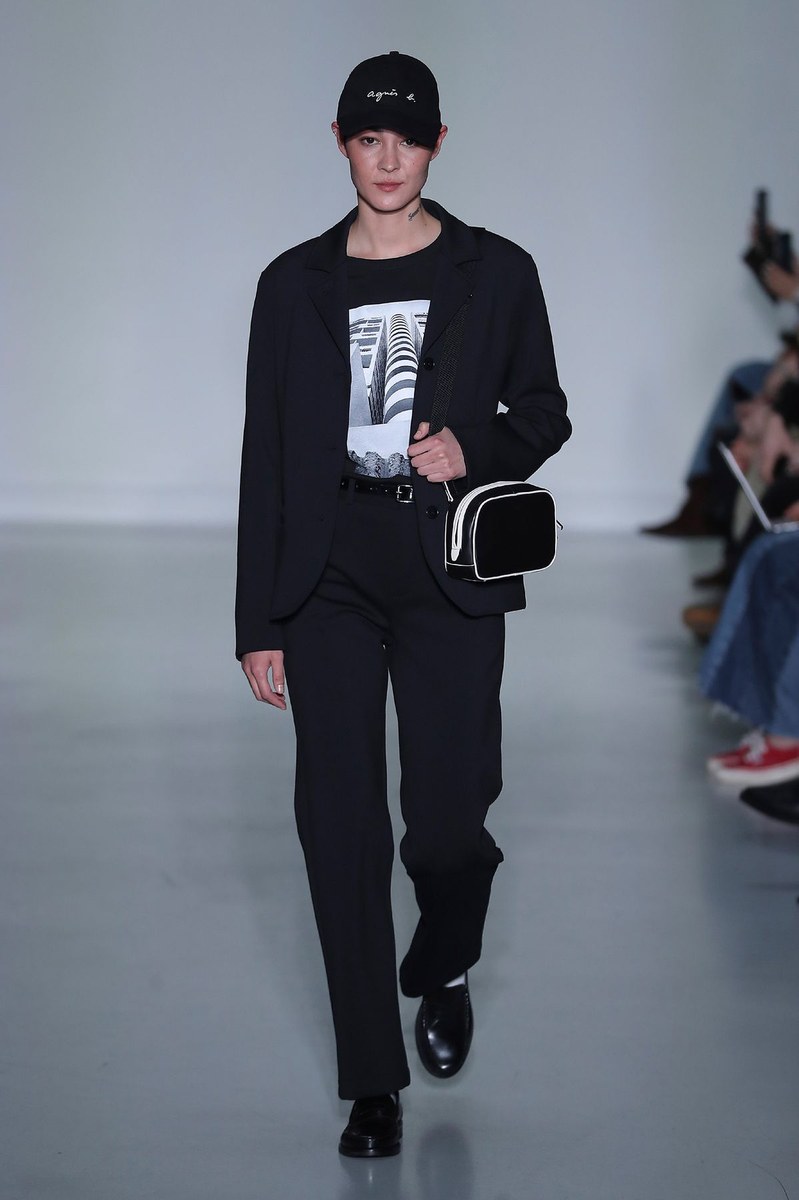 Look 25