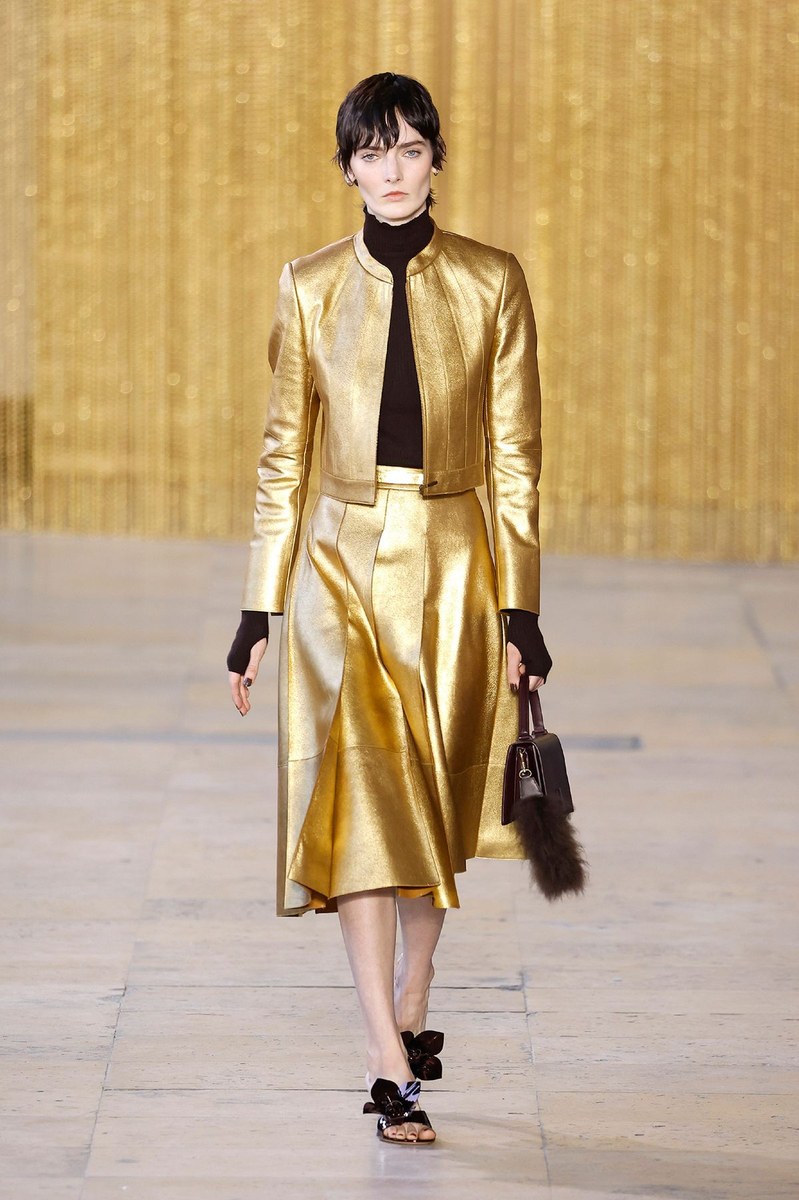 Look 2