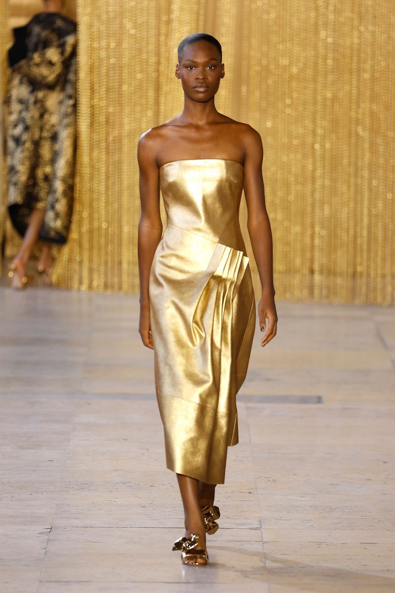 Look 3