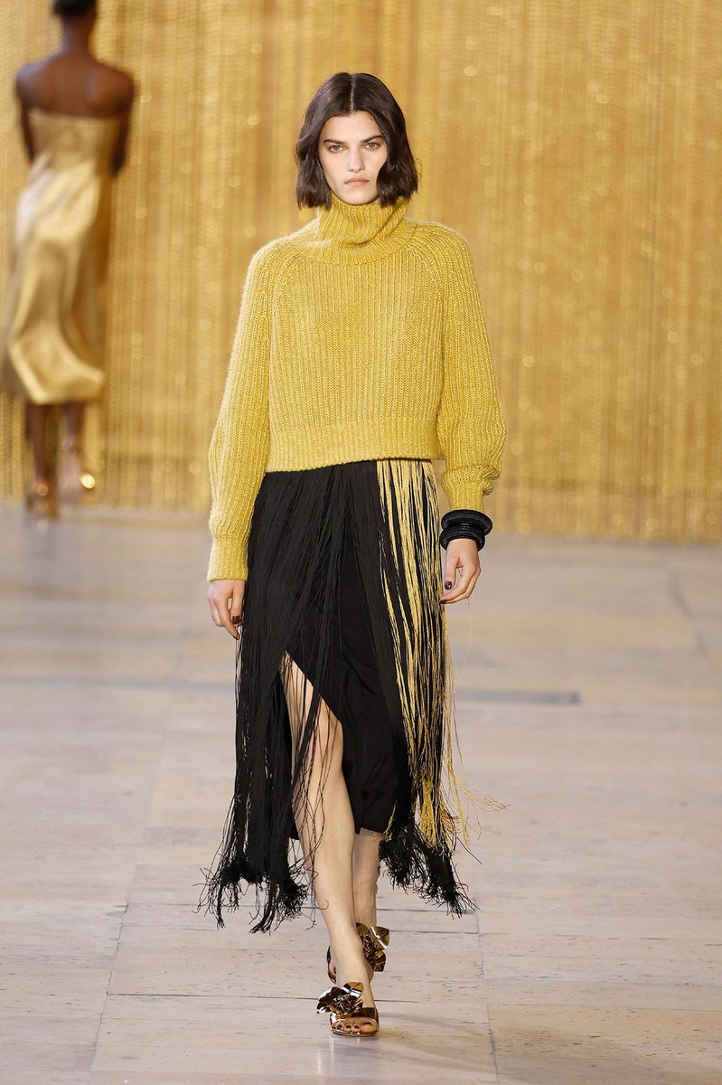 Look 5