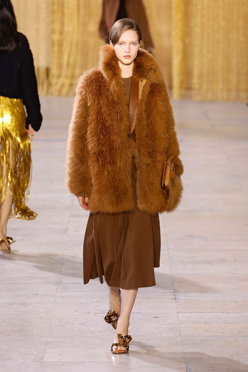 Look 8