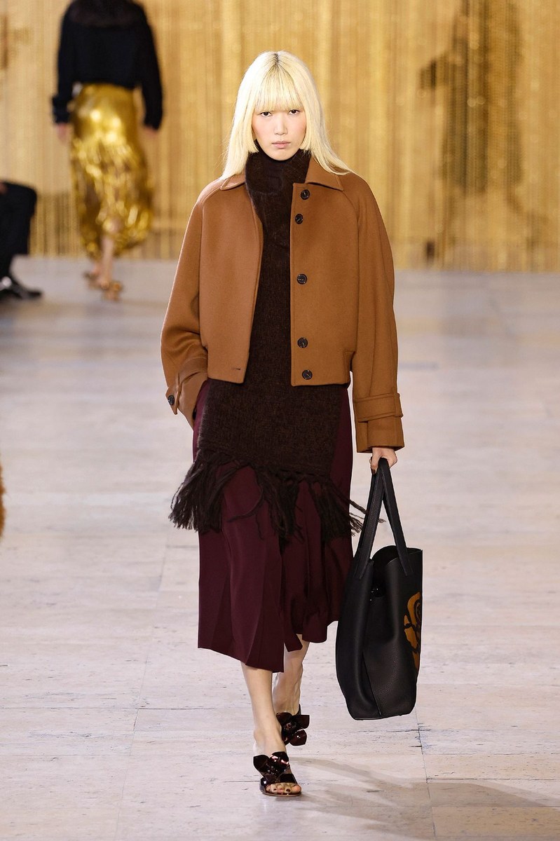Look 9