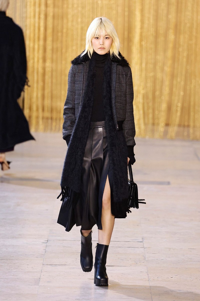 Look 19