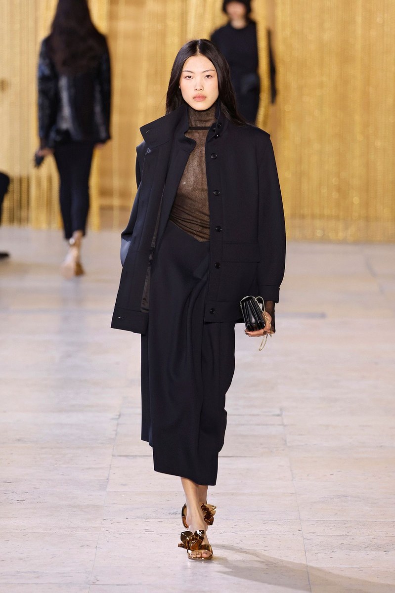 Look 25