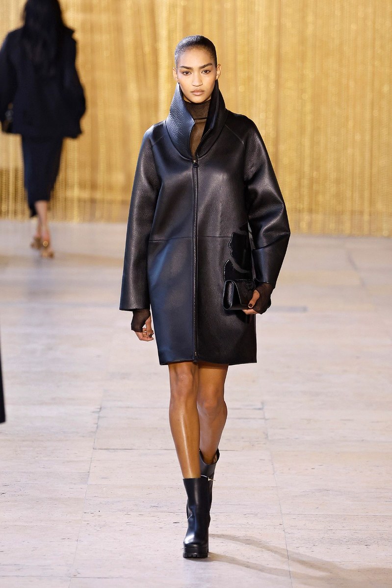 Look 27