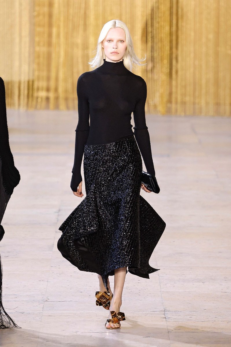 Look 30