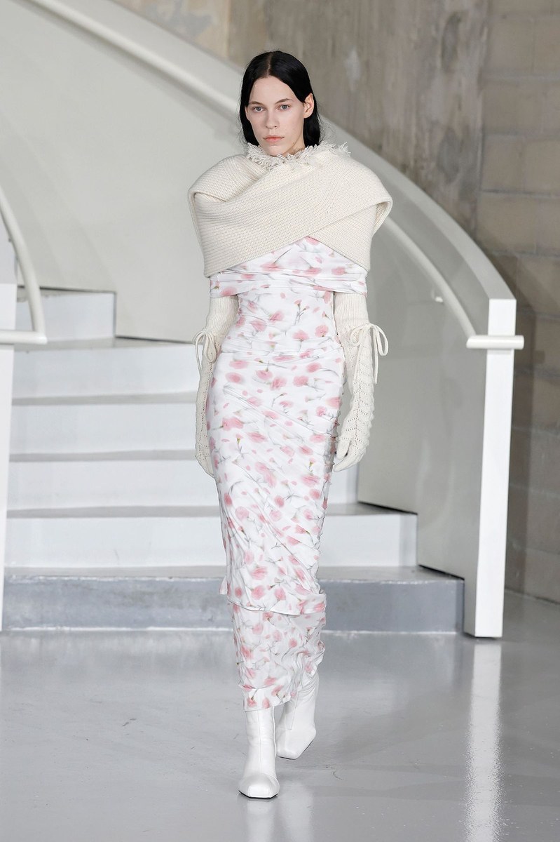 Look 17