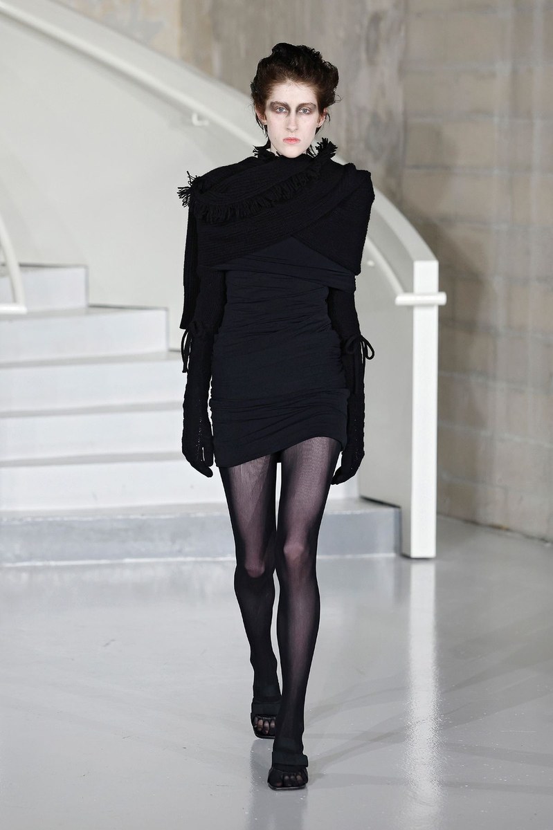 Look 19