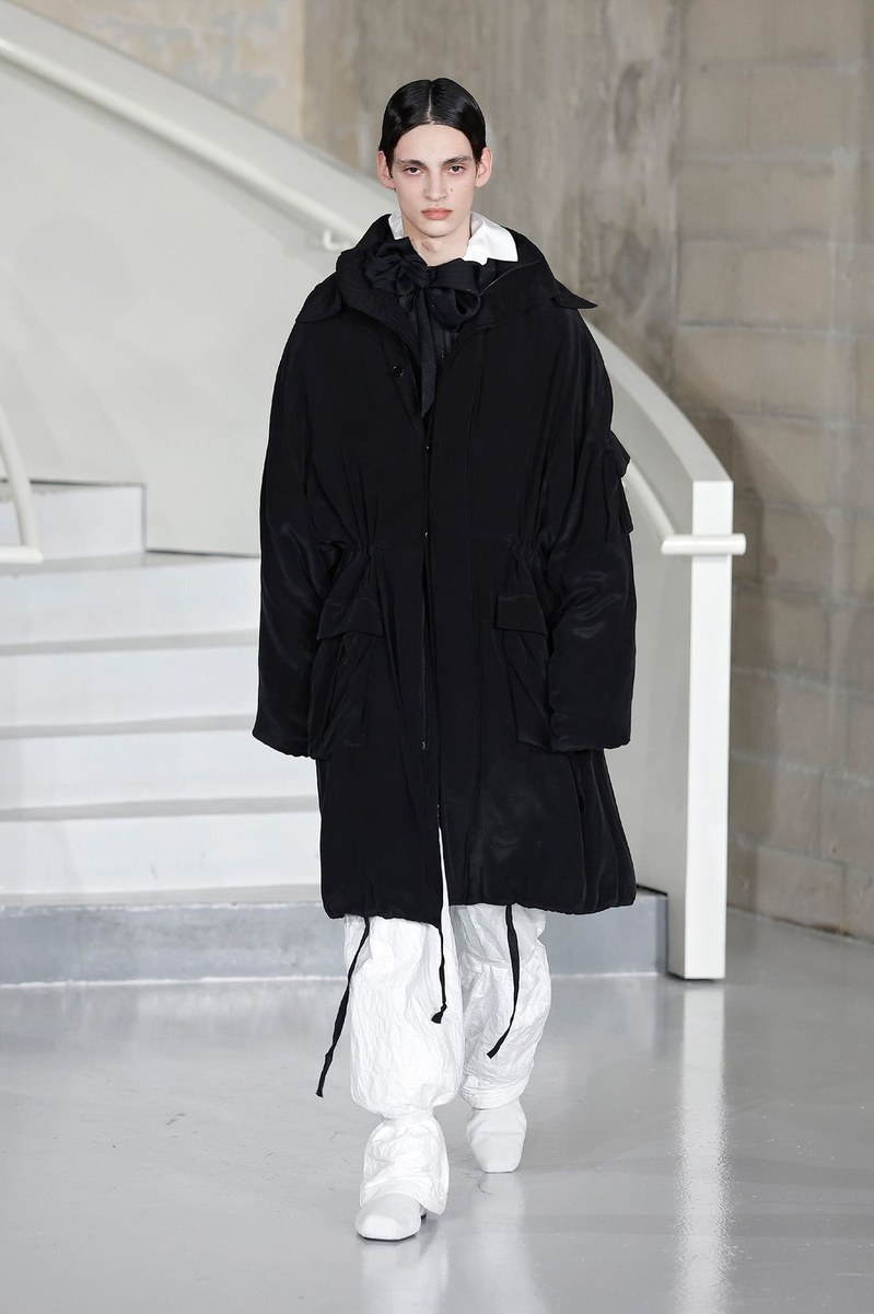 Look 25