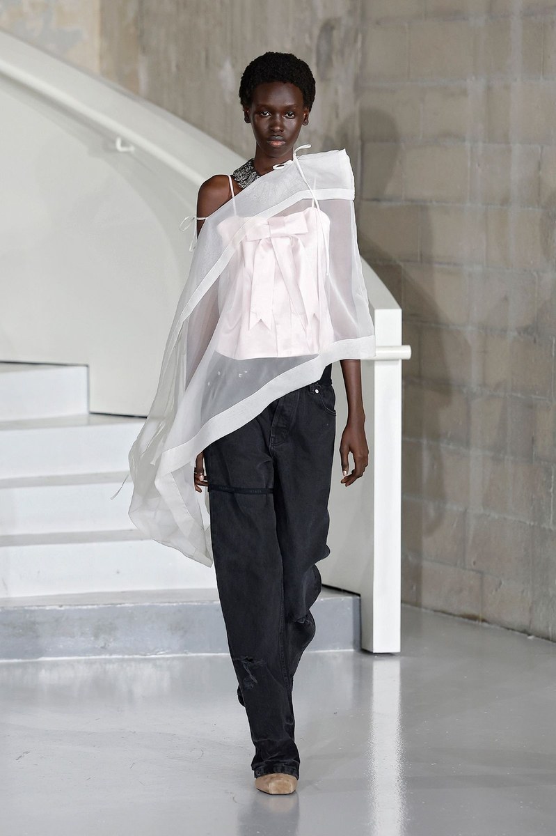 Look 32