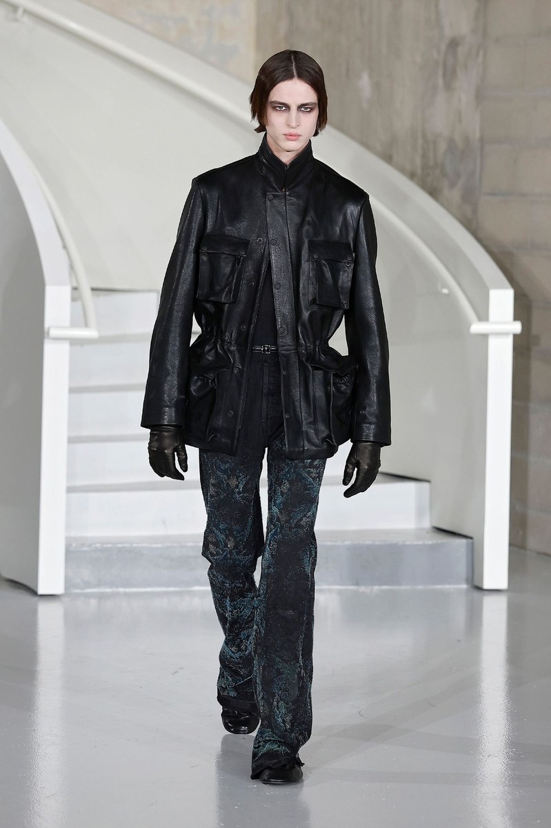 Look 37