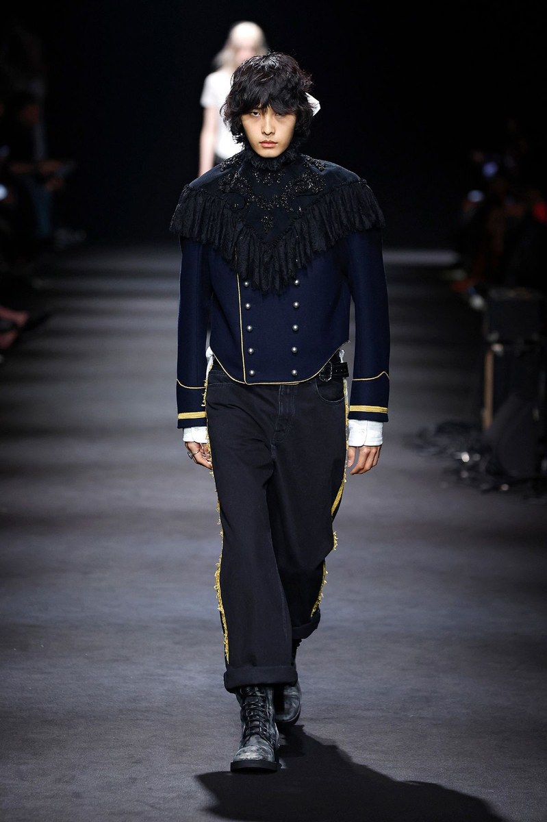 Look 8