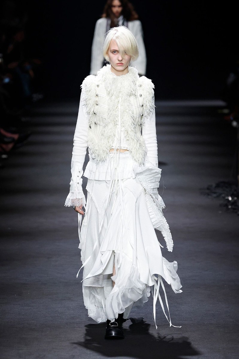 Look 13