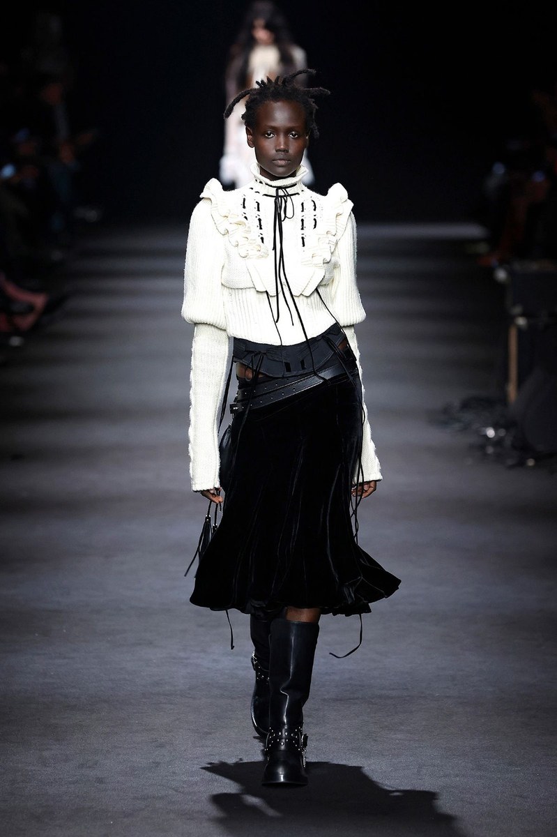 Look 23