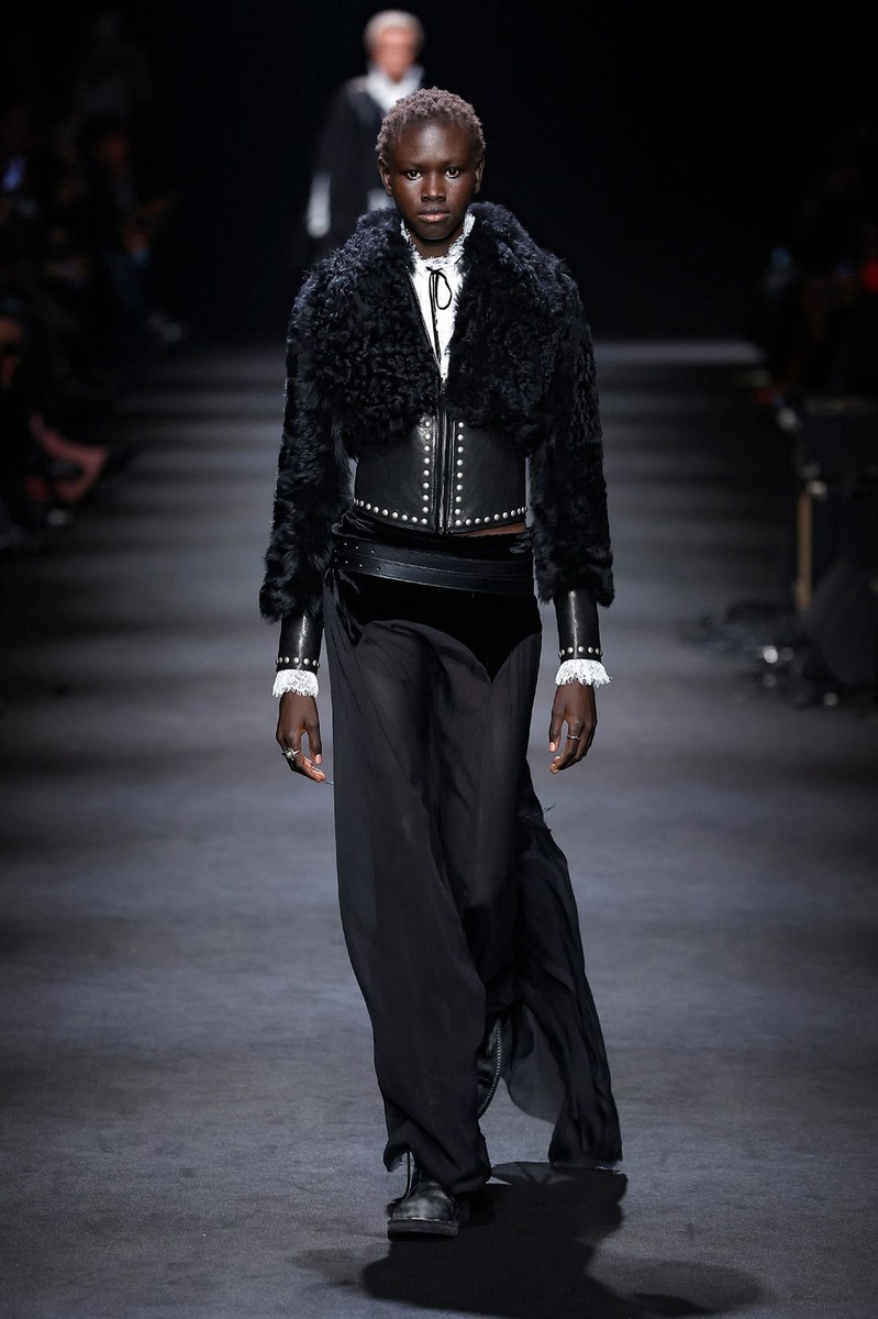 Look 31