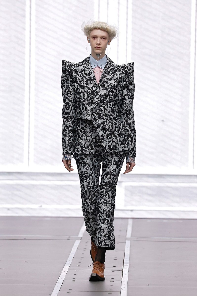 Look 2