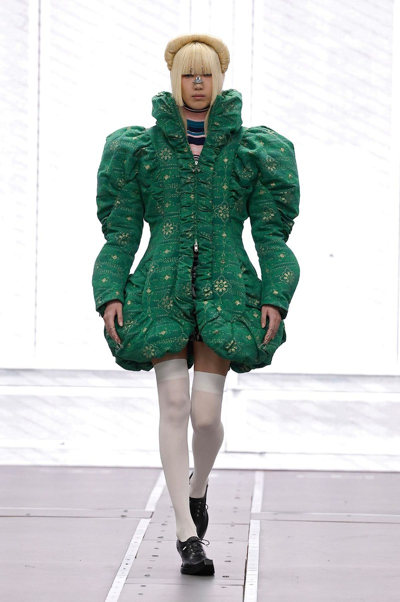 Look 14