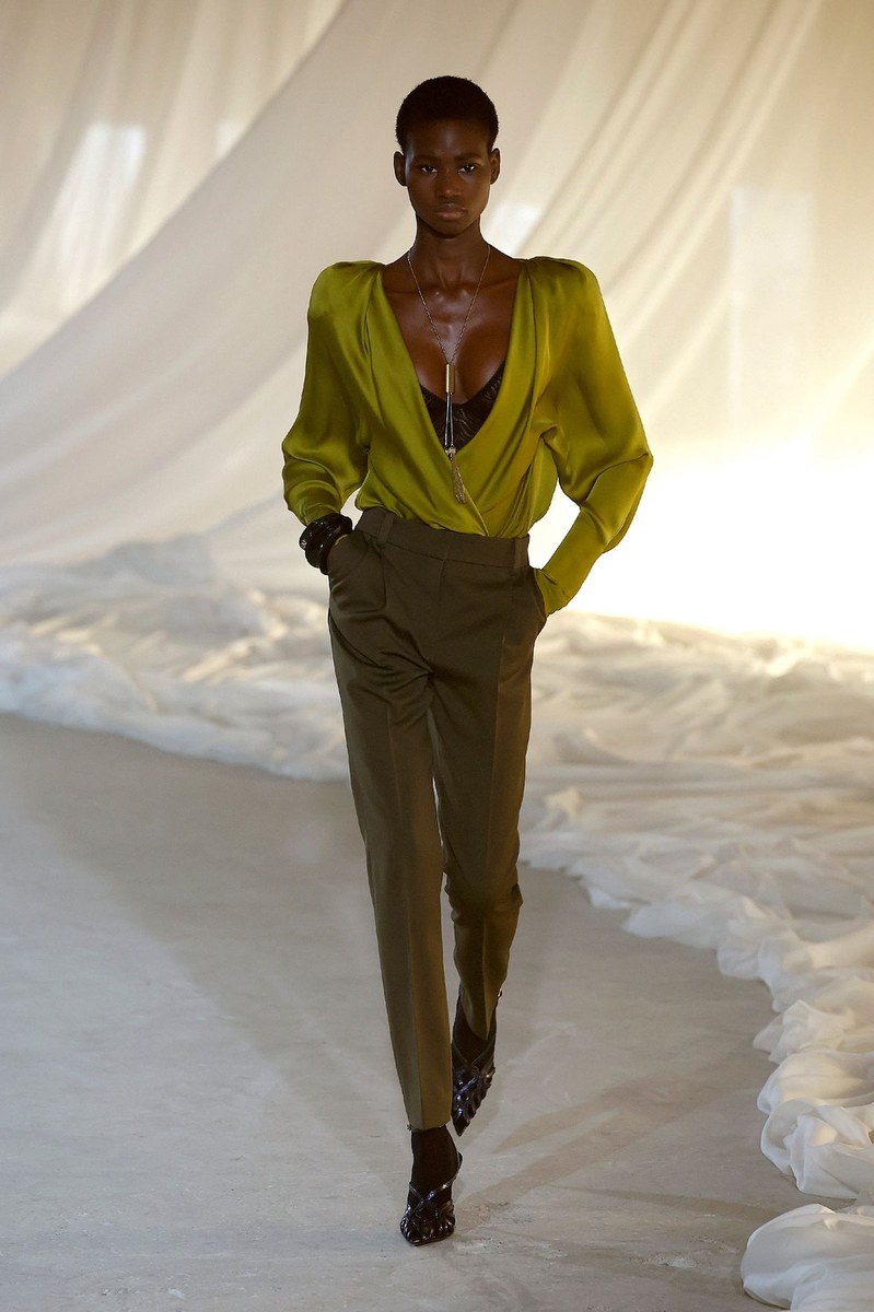 Look 29