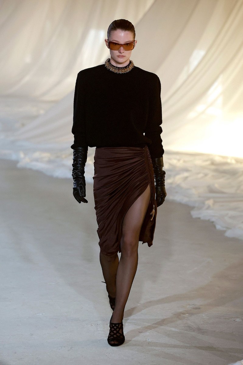 Look 37