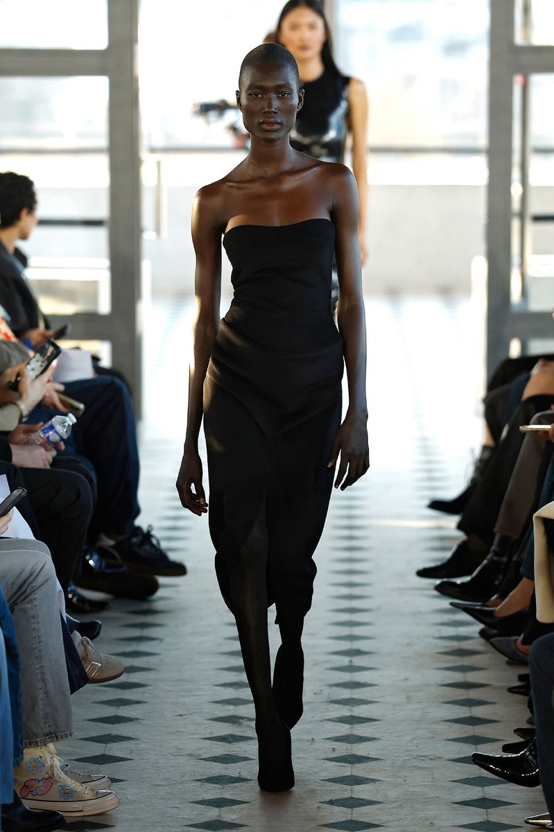 Look 12