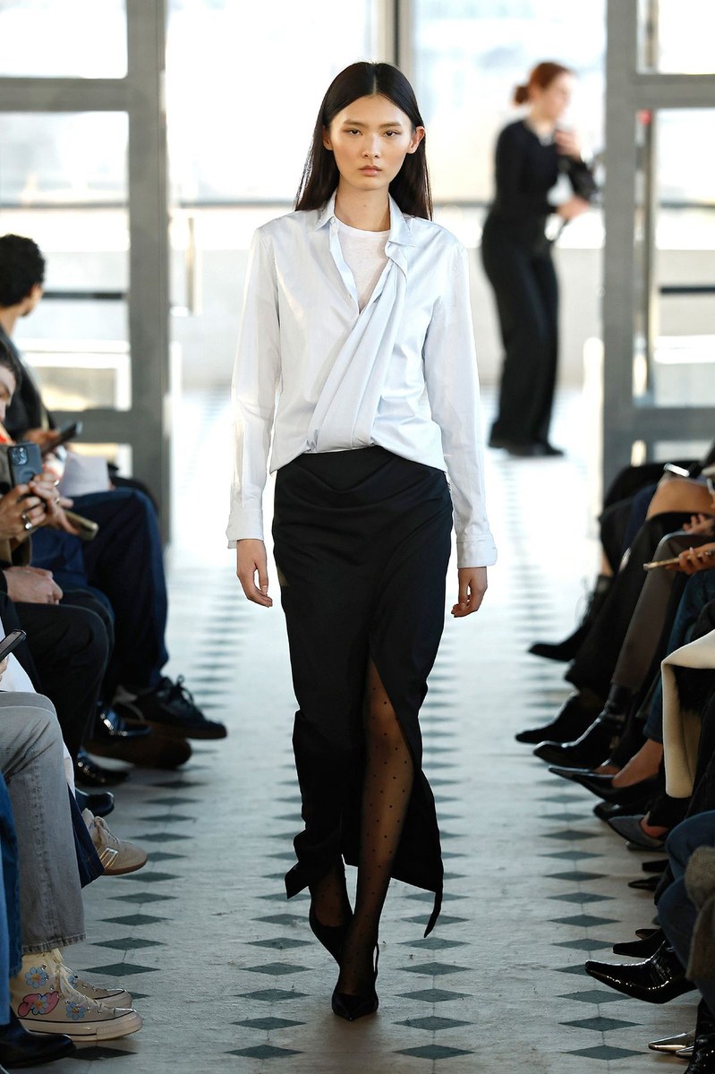 Look 15