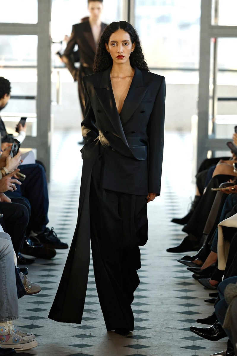 Look 17