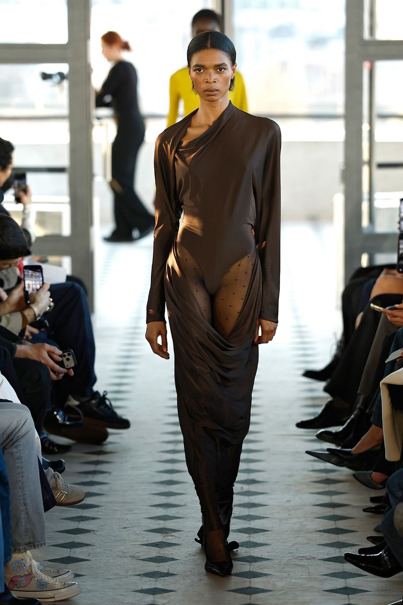 Look 24