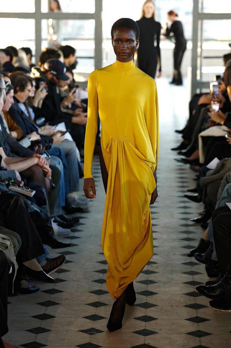 Look 25