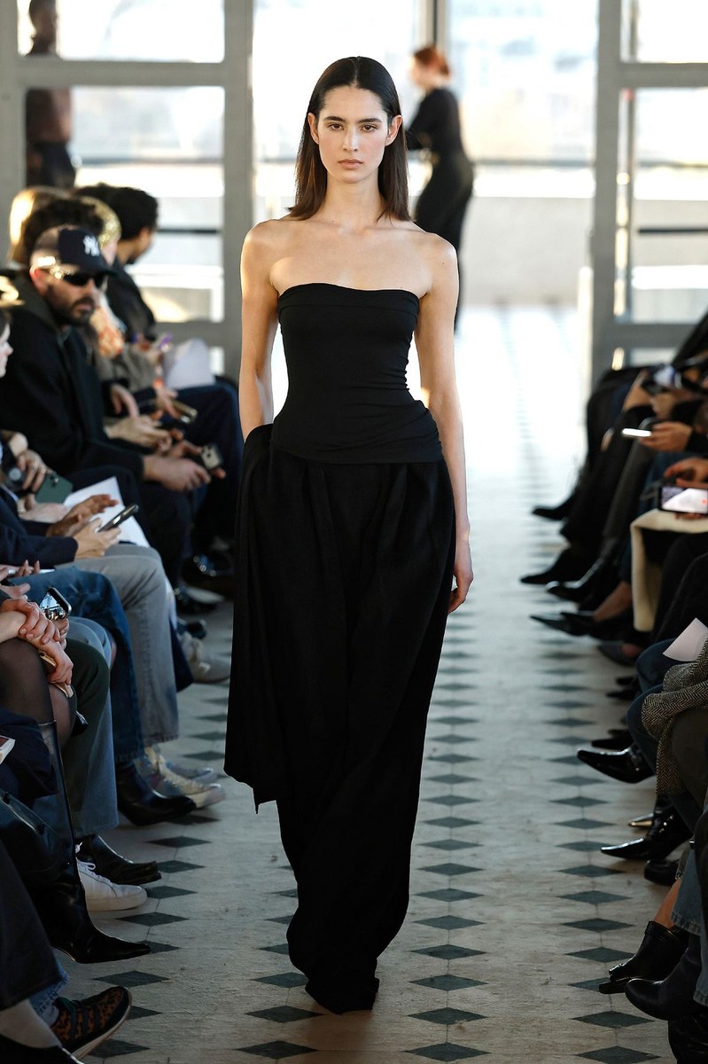 Look 28