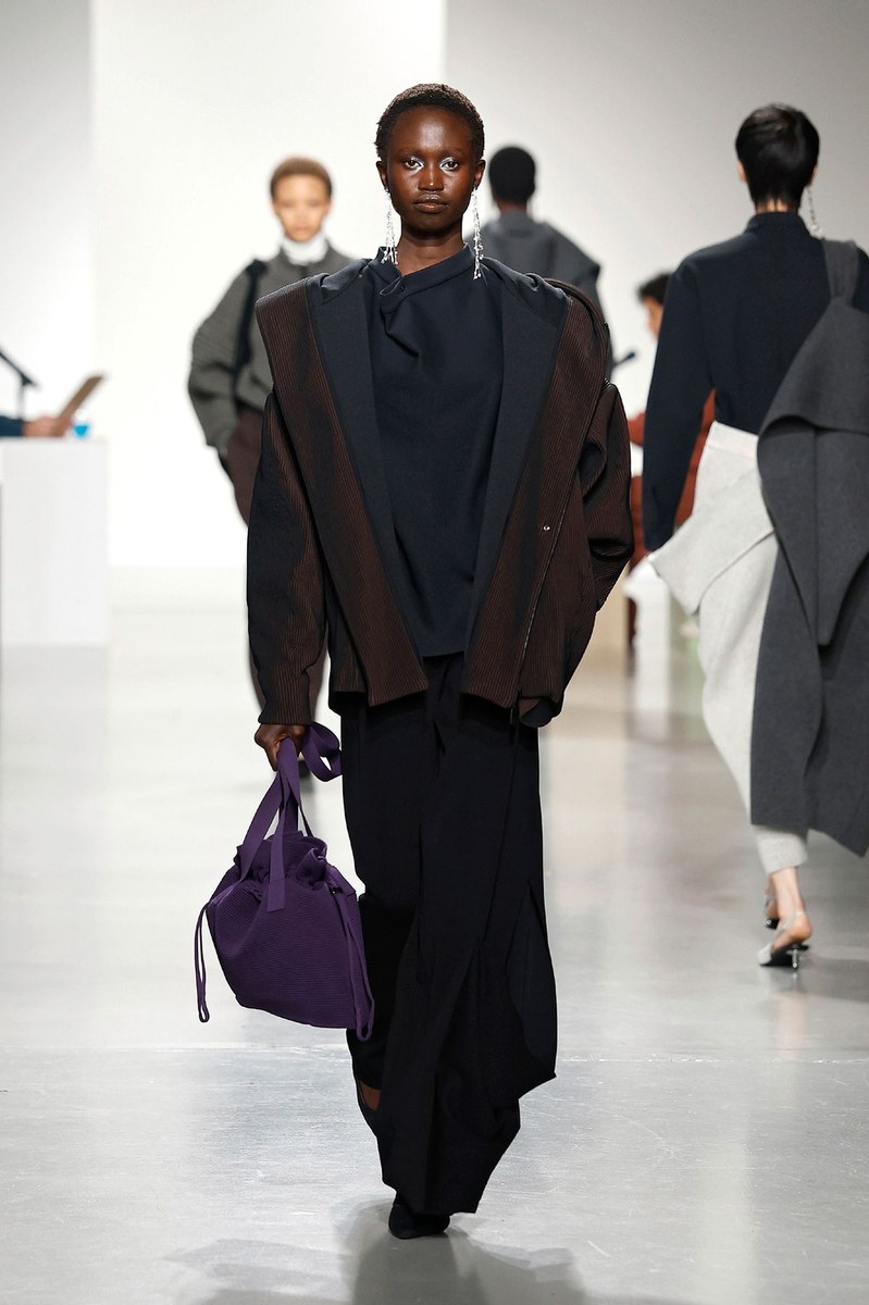 Look 5
