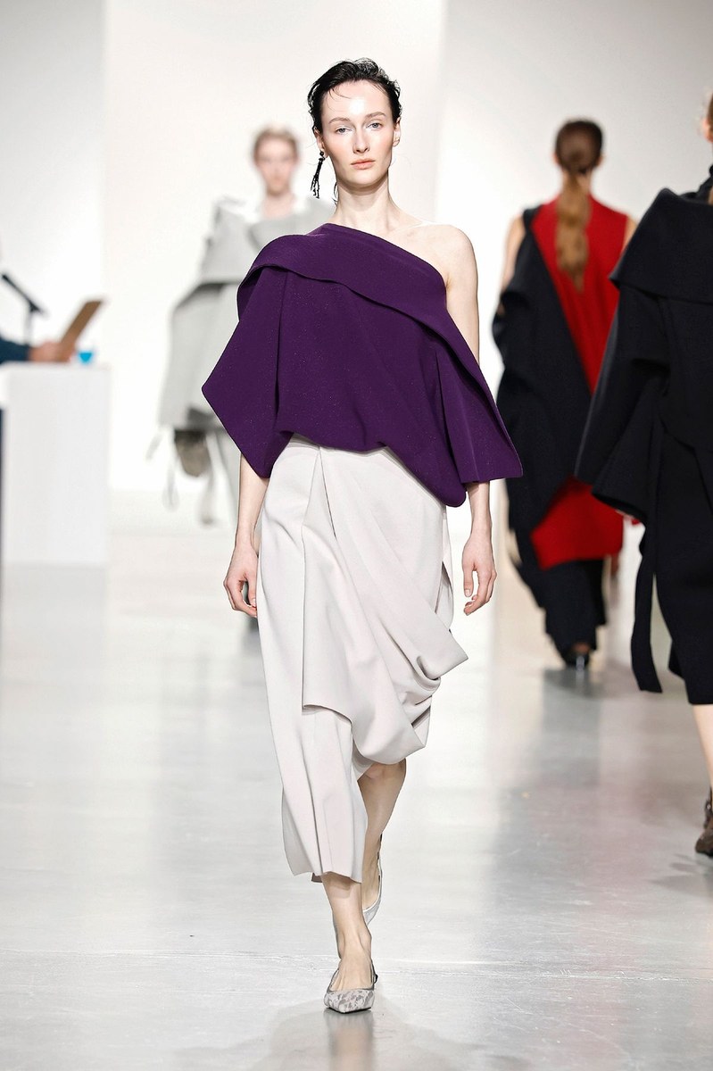 Look 18