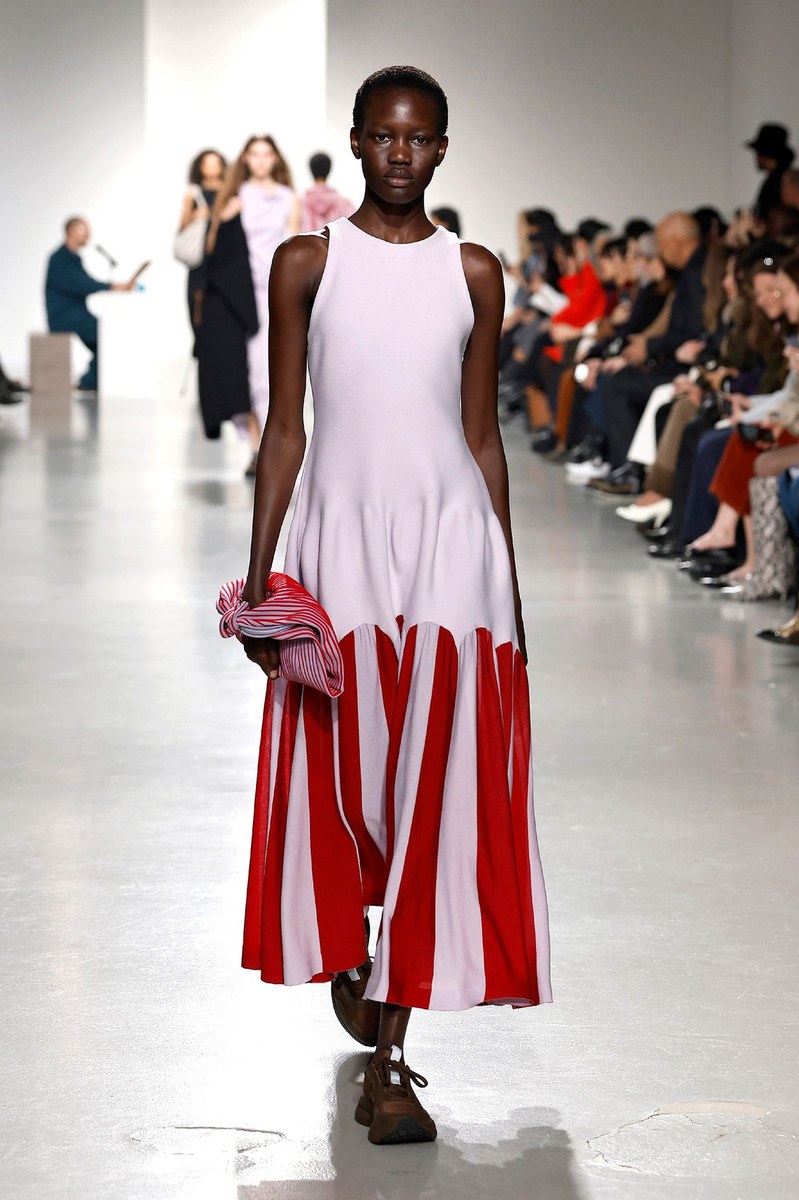 Look 24