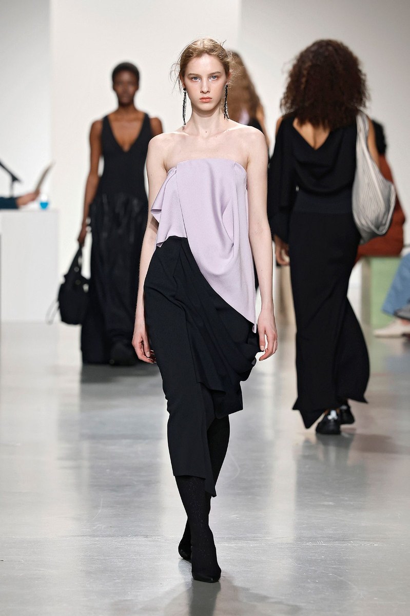 Look 28