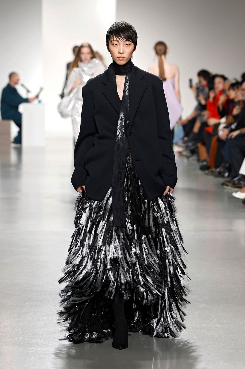 Look 30