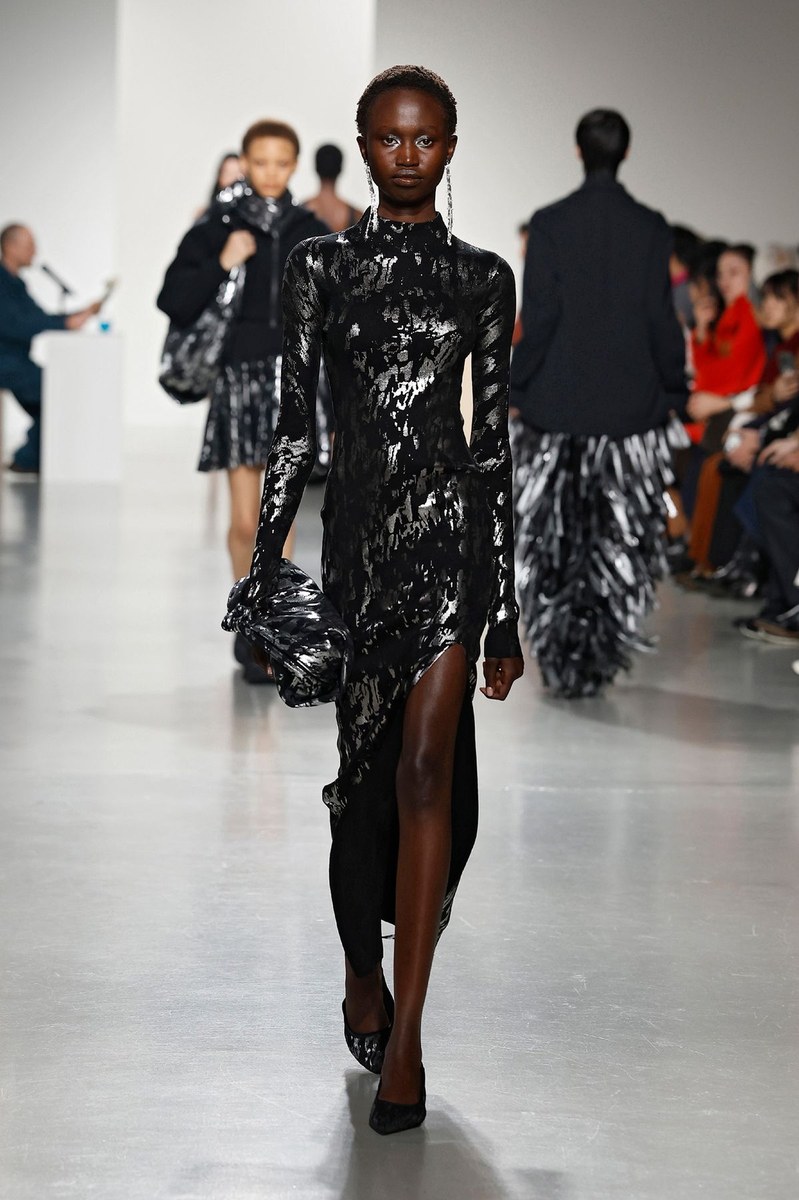 Look 32