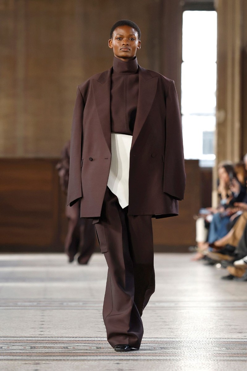 Look 2