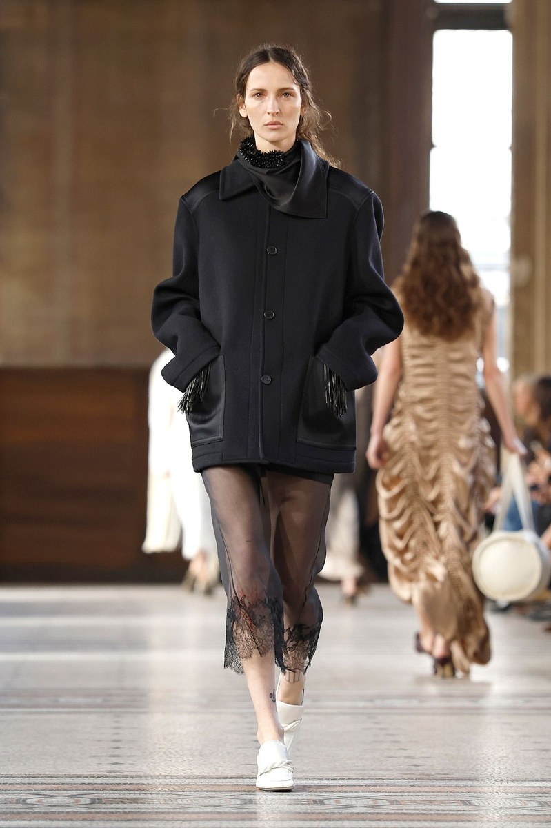 Look 19
