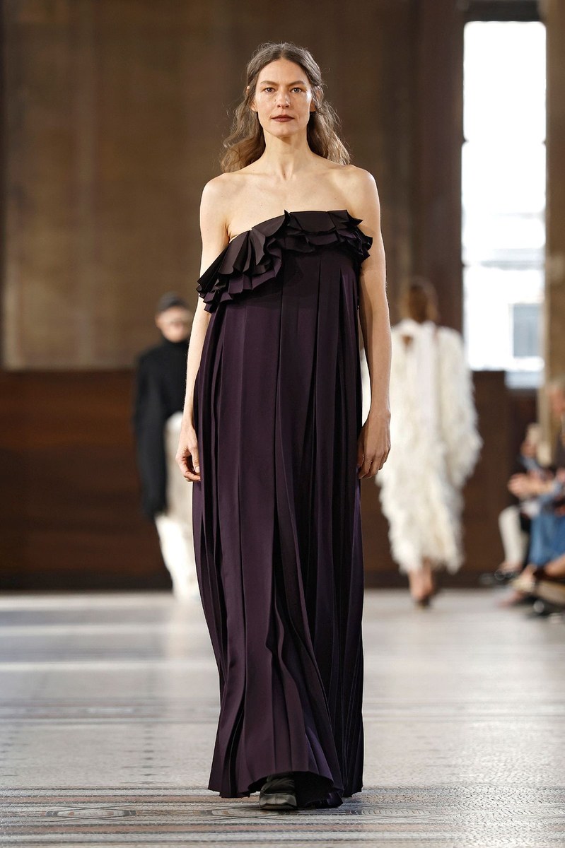 Look 29