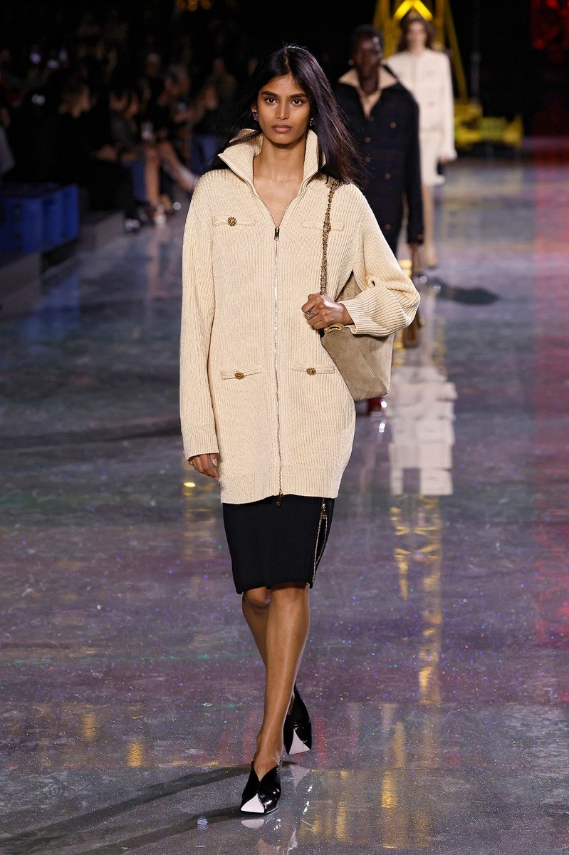 Look 2