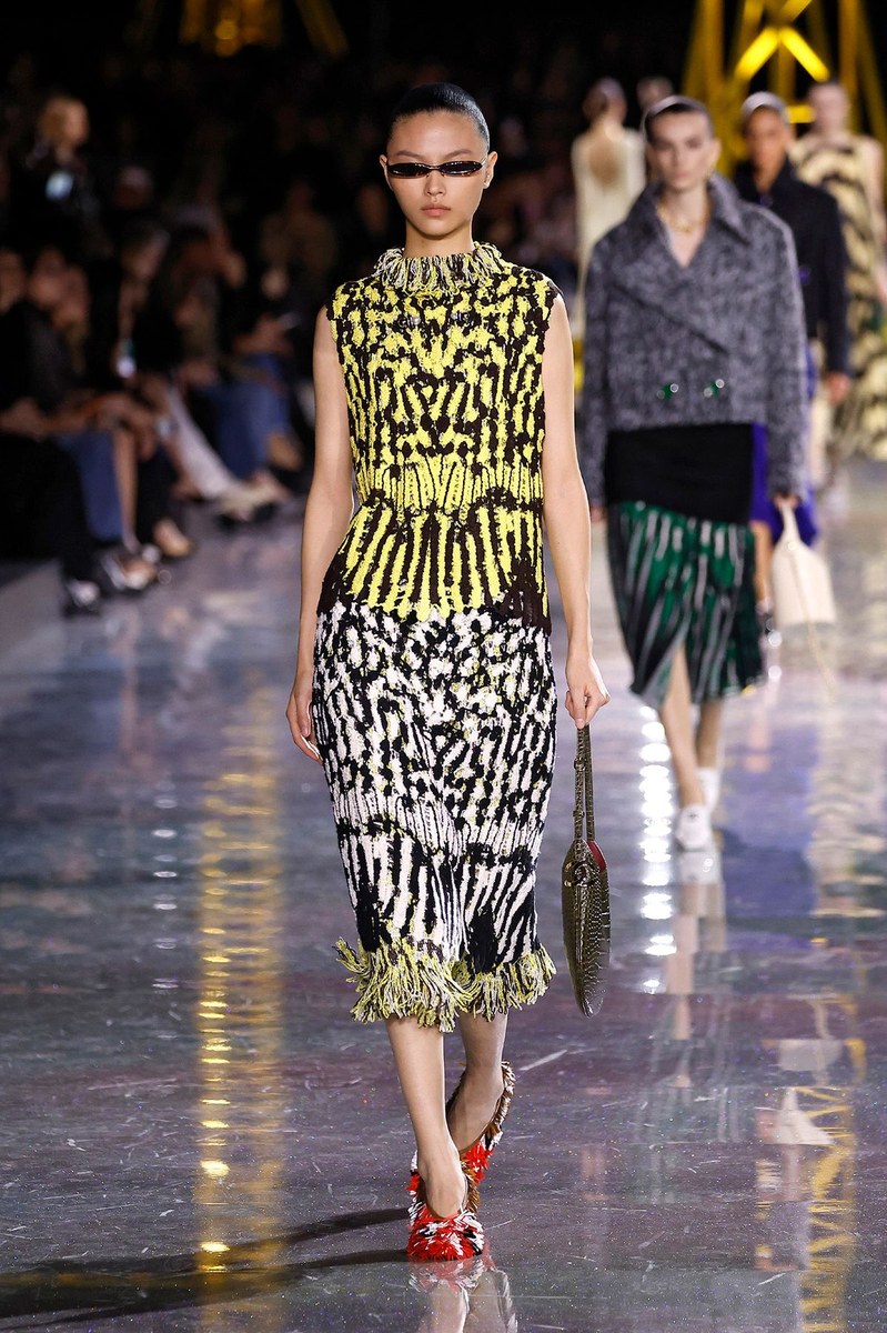 Look 52