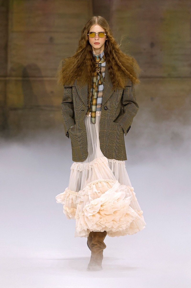 Look 4