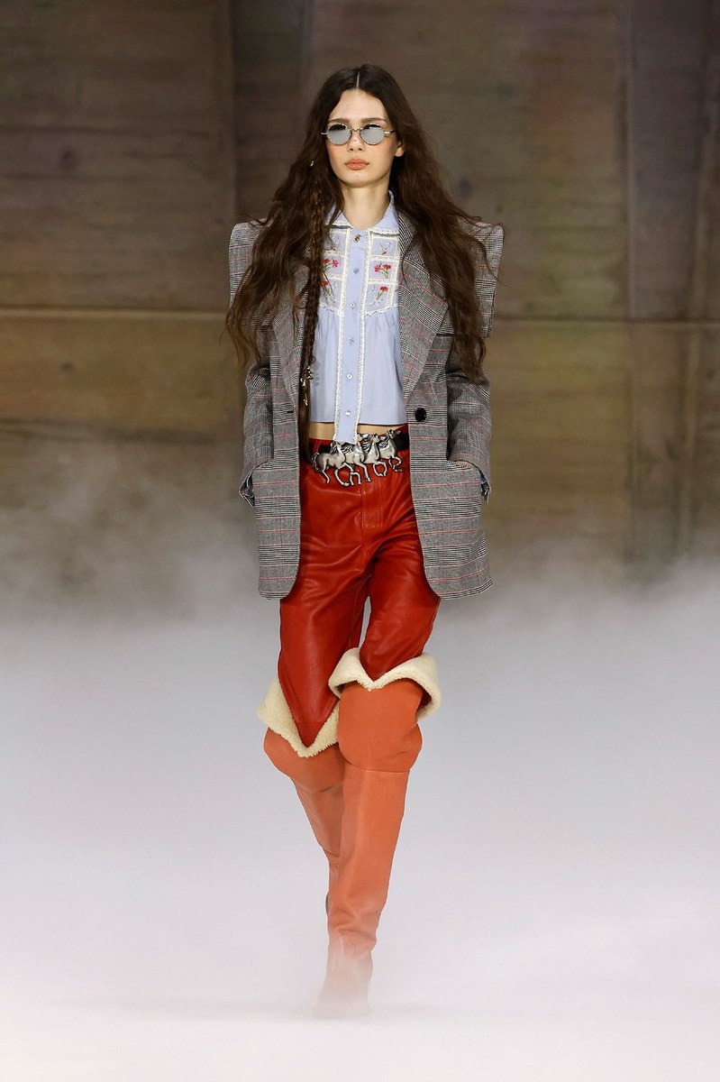 Look 5